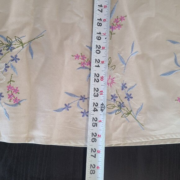 Covington Embroidered Cotton Skirt Floral Romantic Fairycore Feminine 16 - Picture 5 of 10